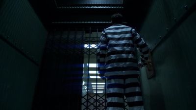 (bell dings) - Gotham