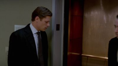 [BELL DINGS] - Person of Interest