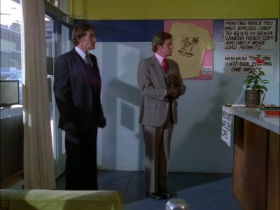 [ BELL DINGS ] - Hawaii Five-O