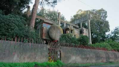 [Bell] In the middle
of a pine forest - Mysteries of the Abandoned