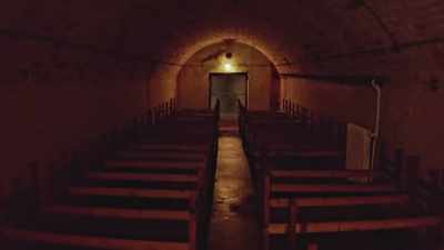 [Bell] It was large enough
to house up to 500 patients, - Mysteries of the Abandoned