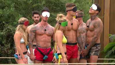 (BELL RINGING) - Love Island