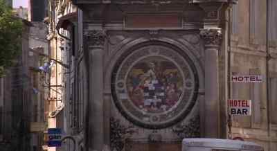 [bell ringing] - Crescendo