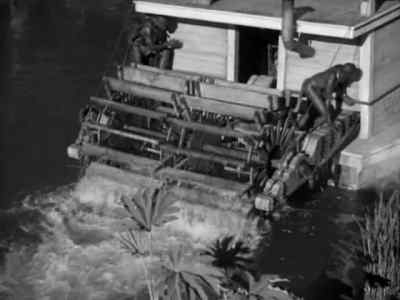 BELL RINGING - Tarzan Escapes