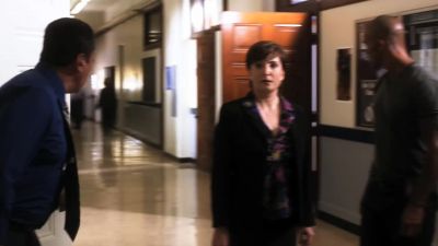 [bell rings] - Criminal Minds