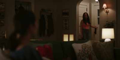 - Belly, we need to talk.
- I'm kinda tired. - The Summer I Turned Pretty