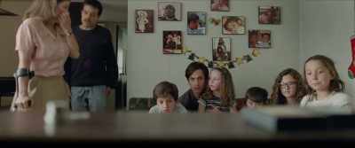 - Ben, are you staying for dinner?
- I can't, my dad needs me. - Museo