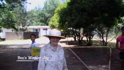 - [Ben] Here's my mom
with her grandkids - The Cult of The Family