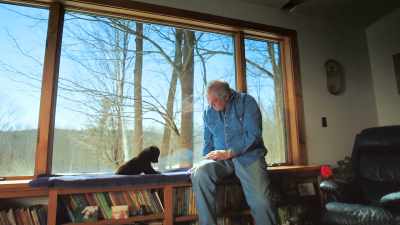 Ben kilham takes in
orphaned black bear cubs - Pandas
