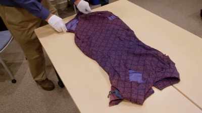 [Ben] Over the years,
several tests
have been done on this dress, - Alien Abduction: Betty and Barney Hill
