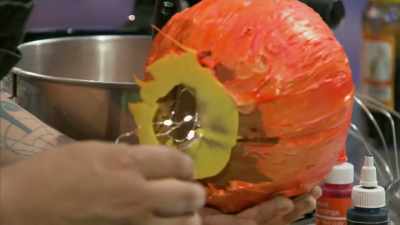 [Ben] Traditionally,
a jack-o'-lantern is
a pumpkin that is carved - Halloween Cookie Challenge