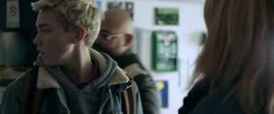 - Benjamin, come on.
- Mum! - Hacker