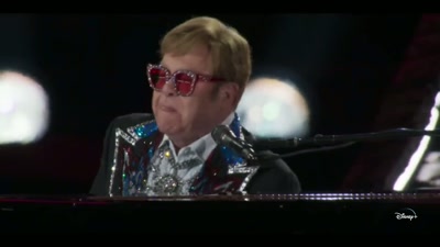 ♪ Bennie, Bennie, Bennie ♪ - Elton John Live: Farewell from Dodger Stadium