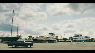 Bennie:
The thing
about the cops is - Jett