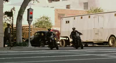 Benny, there's cops right behind us! - Who Framed Roger Rabbit