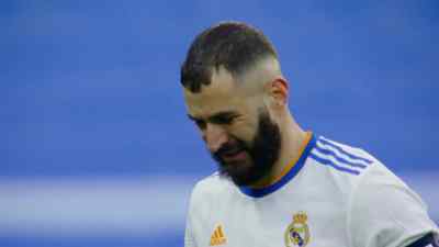 Benzema is injured. - Real Madrid: Until the End