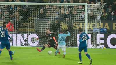 Bernardo Silva is there - All or Nothing: Manchester City