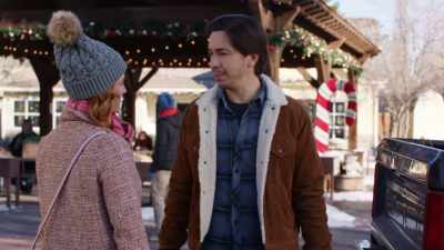 Besides, what's more fun
than shopping - Christmas with the Campbells