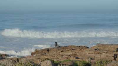 Best-case scenario
is that the new swell - Edge of the Earth