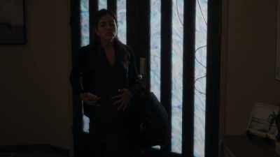 -[beth grunts]
-[ominous music] - The Surrogate Scandal