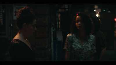 ‐- Beth.
‐- Yeah. Coming. - Y: The Last Man
