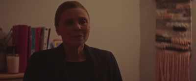 Bethany, you've had a bad dream. - Seance