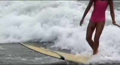 Bethany's dad asked if
she could be on the team. - Bethany Hamilton: Unstoppable