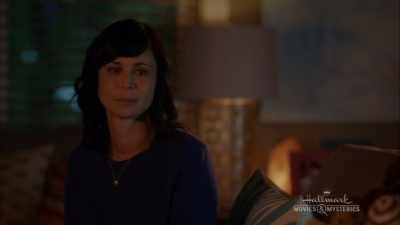 -Betsy.
-And I know-- - Home for Christmas Day