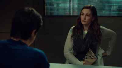 - Better be right about this, Logan.
- I am. - The Listener