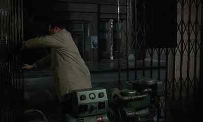 Better shut the grille.
Keep any nosey parkers out. - Quatermass and the Pit
