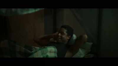 -Better than the one at home.
-I've never slept in a bed. - 7 Prisoners