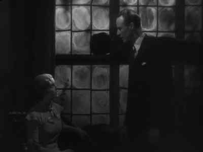 - Betty, I'm going down to that tomb to find out whether...
- But... - The Ghoul