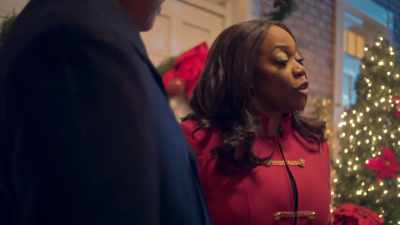 - Bev, girls, come with me. - A Jenkins Family Christmas