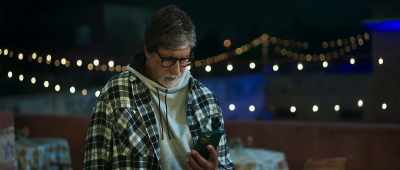 Bhabhi, there is no flight
available tomorrow for Delhi. - Uunchai