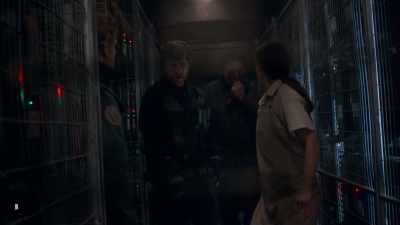 Big John, this is Jakes. - Snowpiercer