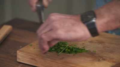 Big, sharp curved knife
so you can rock it around. - James May: Oh Cook!