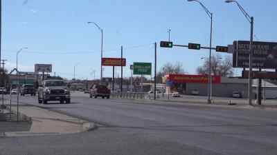 [Bill] I moved
here back in 1980. - American Highway