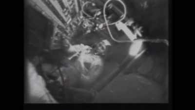 Bill shows us how
a toothbrush at zero G. - American Moon