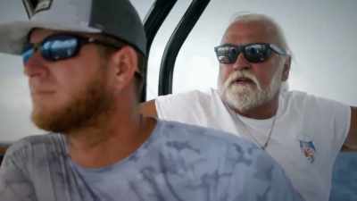 [bill] they tend
to run in schools,
groups, - Deadliest Catch: Bloodline