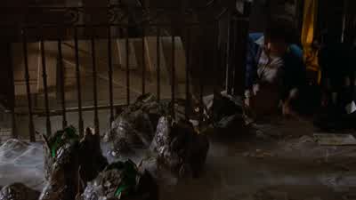 Billy, are you okay? - Gremlins