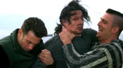 -BILLY:
GRAB HIM! GRAB HIM! - Baywatch