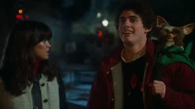 Billy... In the department store. Stripe! - Gremlins
