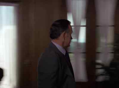 (BIONIC SOUND EFFECT)
(METAL CLANGING) - The Six Million Dollar Man