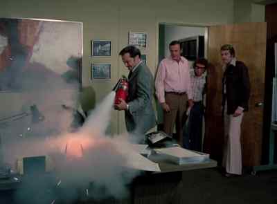 (BIONIC SOUND EFFECT) - The Six Million Dollar Man