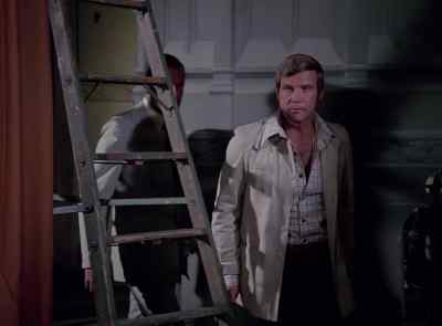 (BIONIC SOUND EFFECT) - The Six Million Dollar Man