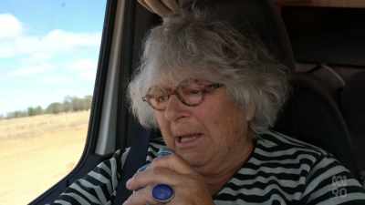 (BIRD CALLS) - Miriam Margolyes: Australia Unmasked
