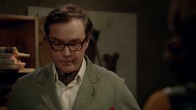 Birdie, a word? - Ms Fisher's Modern Murder Mysteries
