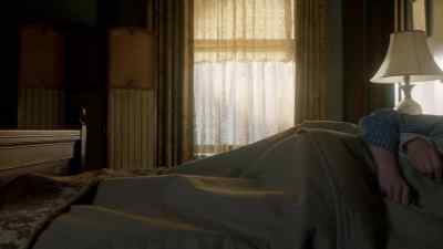 [birds chirping] - Bates Motel