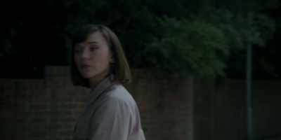[Birds chirping] - The Midwich Cuckoos
