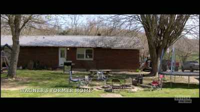 [birds chirping] - The Pike County Murders: A Family Massacre